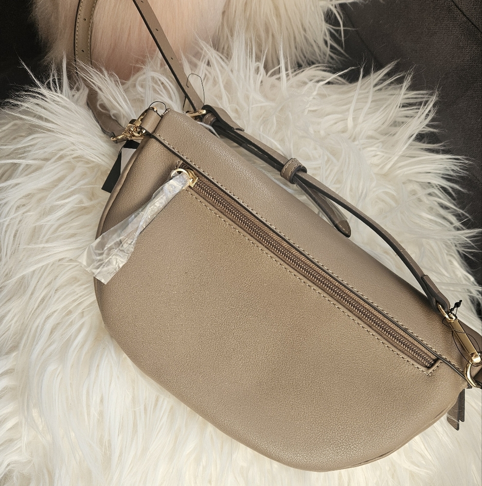 Nine west hand bag
